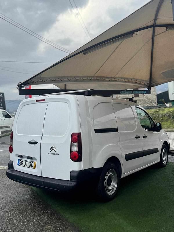 Usado Citroën Berlingo 99 HP (72 kW) 2018 Branco Monovolume