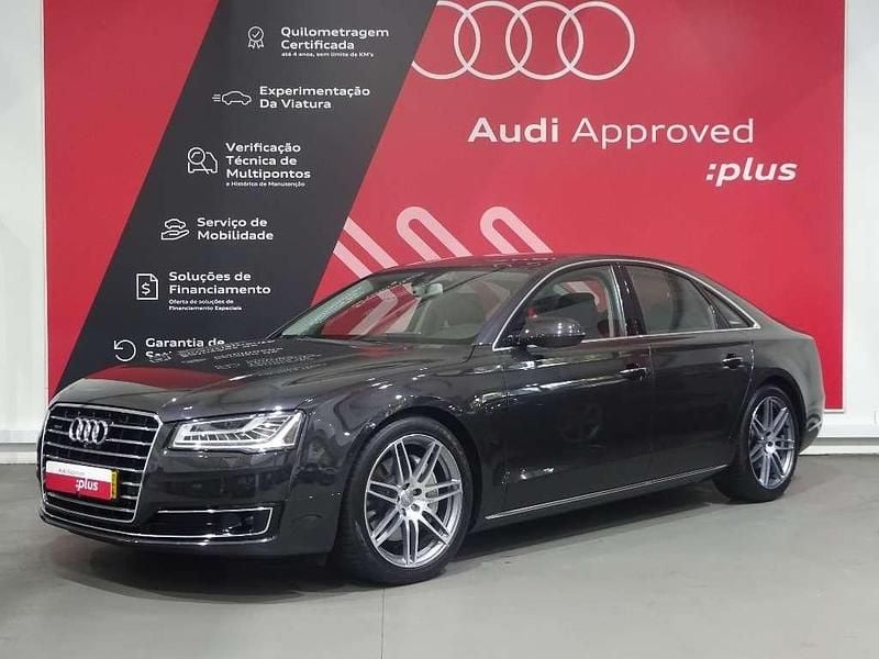 Cinzento escuro metalizado Usado 2017 Audi A8 Exclusive Sedan | € 55.000 - Imagem 1/4