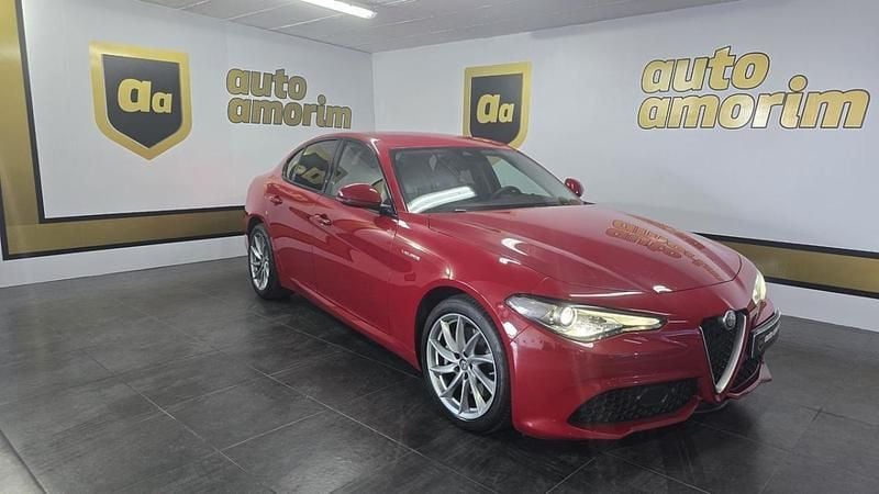 Vermelho Usado 2022 Alfa Romeo Giulia | € 35.000 (Super Preço) - Imagem 1/4