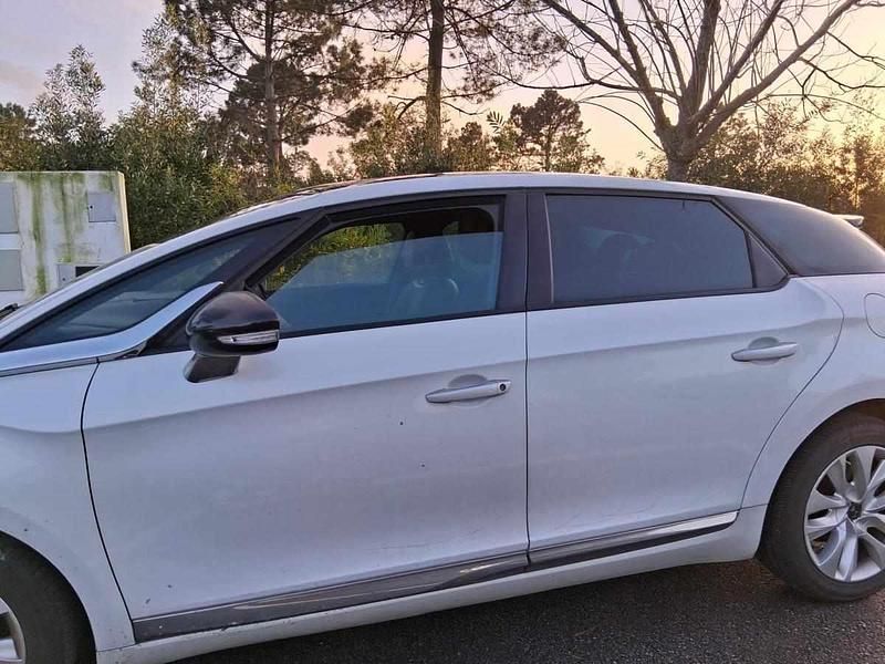 Usado DS Automobiles DS5 120 HP (88 kW) 2016 Branco Citadino