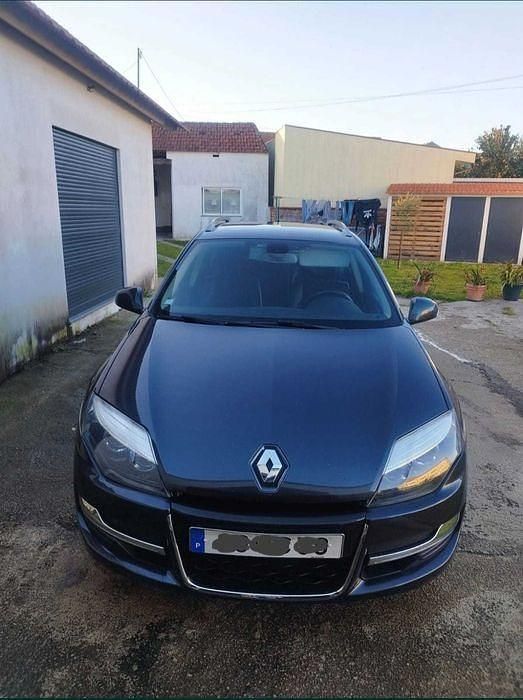 Usado 2013 Renault Laguna III Sedan | € 6.000 (Super Preço) - Imagem 1/4