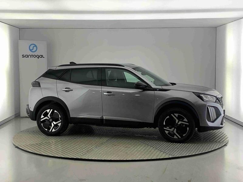 Cinzento Usado 2024 Peugeot e-2008 Allure SUV | € 28.800 (Preço elevado) - Imagem 1/4