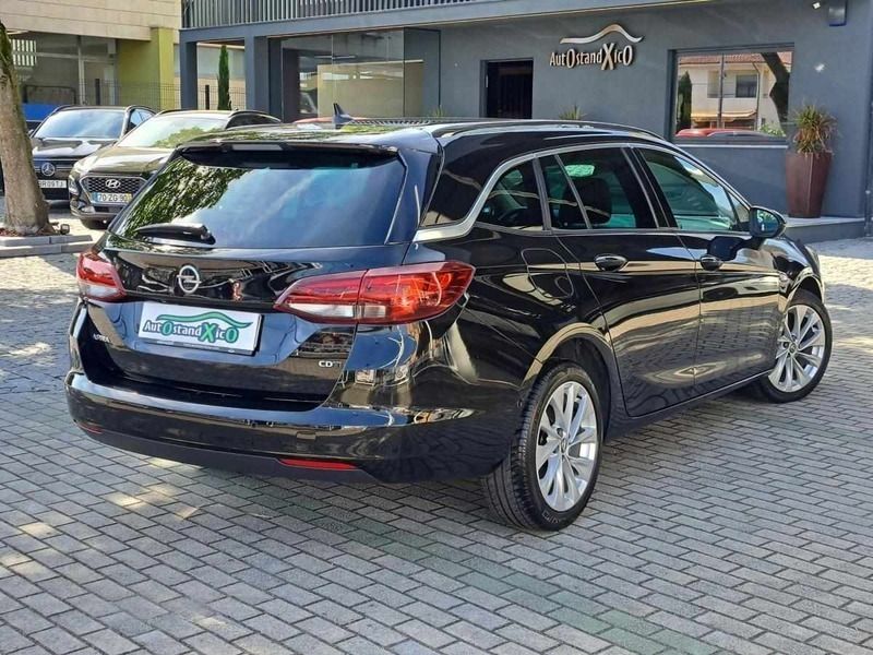 Usado Opel Astra Innovation 110 HP (80 kW) 2019 Preto Carrinha