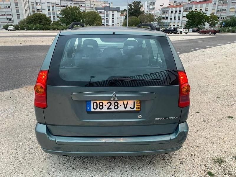 Usado Mitsubishi Space Star 86 HP (63 kW) 2003 Verde Monovolume