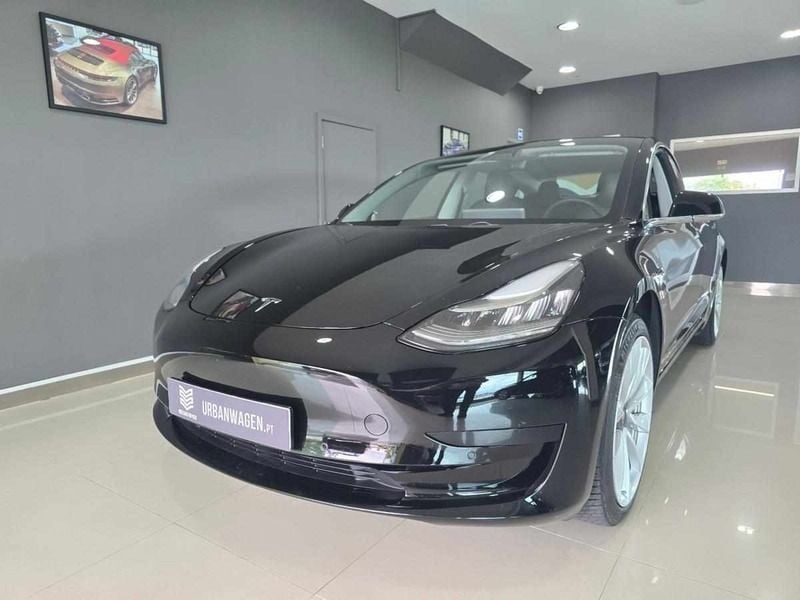 Usado Tesla Model 3 Standard Range 258 kW (351 HP) 2019 Preto Sedan
