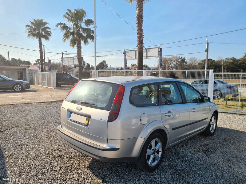 Cinza Usado 2007 Ford Focus Carrinha | € 5.400 (Preço justo) - Imagem 1/3