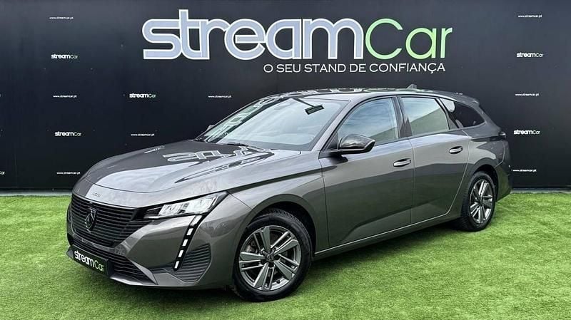 Usado Peugeot 308 SW 130 HP (95 kW) 2023 Cinzento Carrinha