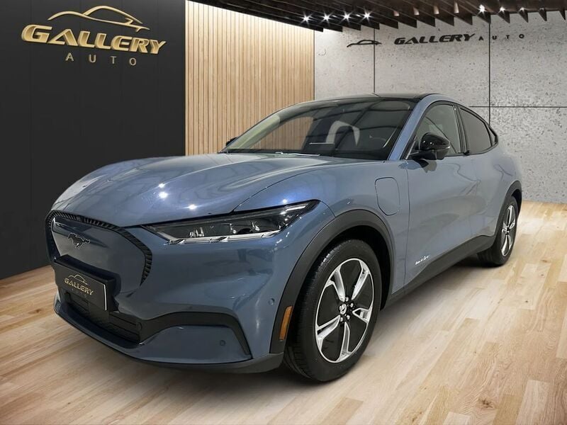 Azul Usado 2024 Ford Mustang Mach-E SUV | € 47.800 (Preço justo) - Imagem 1/4
