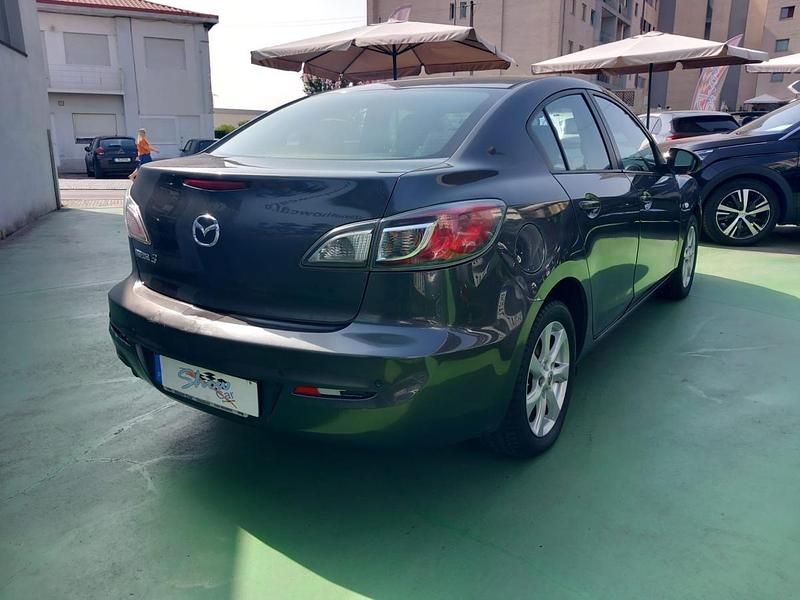 Usado Mazda 3 Comfort 115 HP (84 kW) 2012 Cinza Sedan