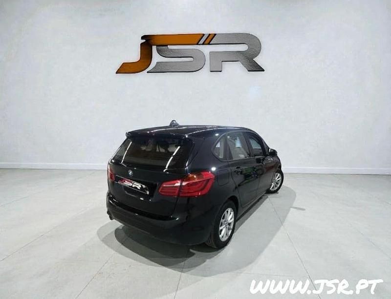 Usado BMW 216 Performance 116 HP (85 kW) 2021 Preto Carrinha