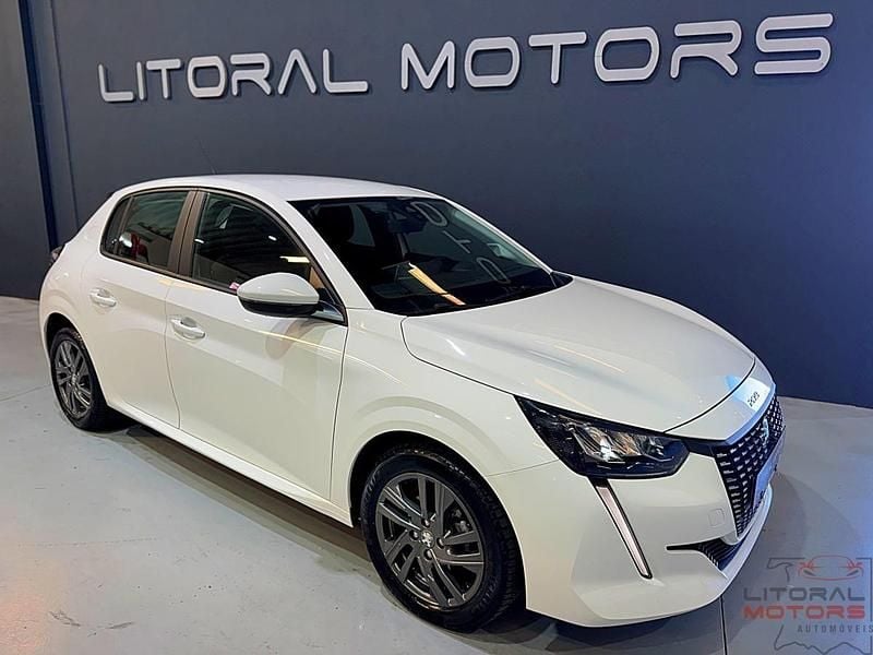 Branco Usado 2021 Peugeot 208 Active Citadino | € 12.740 (Bom preço) - Imagem 1/3