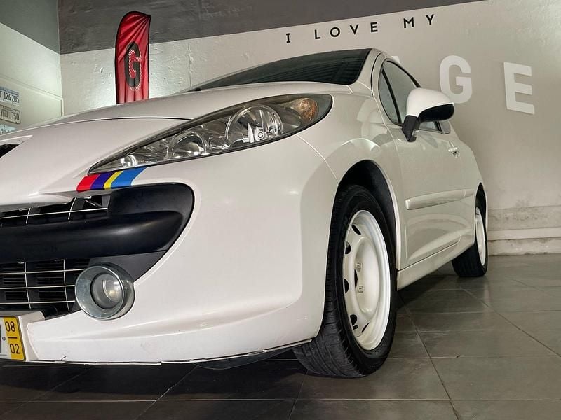 Branco Usado 2008 Peugeot 207 | € 3.500 (Bom preço) - Imagem 1/4