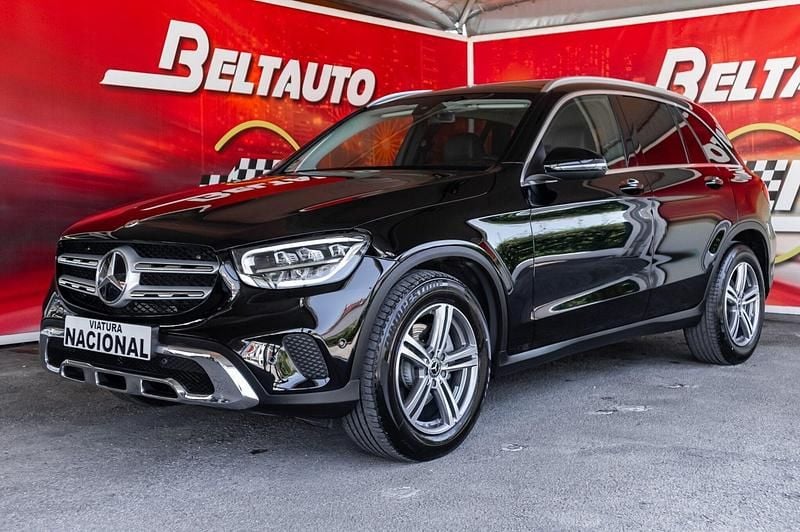 Preto Usado 2021 Mercedes GLC220 SUV | € 48.500 (Bom preço) - Imagem 1/4