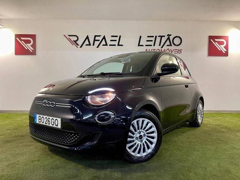 Preto Usado 2022 Fiat 500e Citadino | € 16.750 (Preço justo) - Imagem 1/4