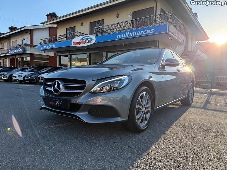 Cinza Usado 2016 Mercedes C220 Avantgarde Sedan | € 21.990 (Preço justo) - Imagem 1/1