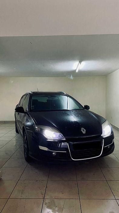 Usado 2012 Renault Laguna III Bose Edition Carrinha | € 8.500 - Imagem 1/4