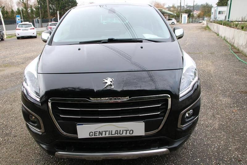 Usado Peugeot 3008 115 HP (84 kW) 2014 Preto Carrinha
