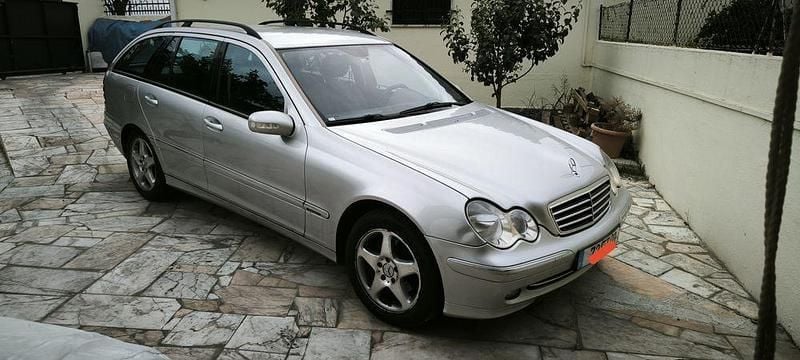Usado 2001 Mercedes C220 Sedan | € 6.000 (Preço justo) - Imagem 1/4