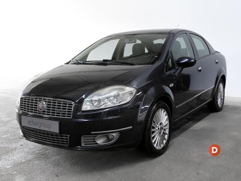 Preto Usado 2009 Fiat Linea Sedan | € 1.990 - Imagem 1/4
