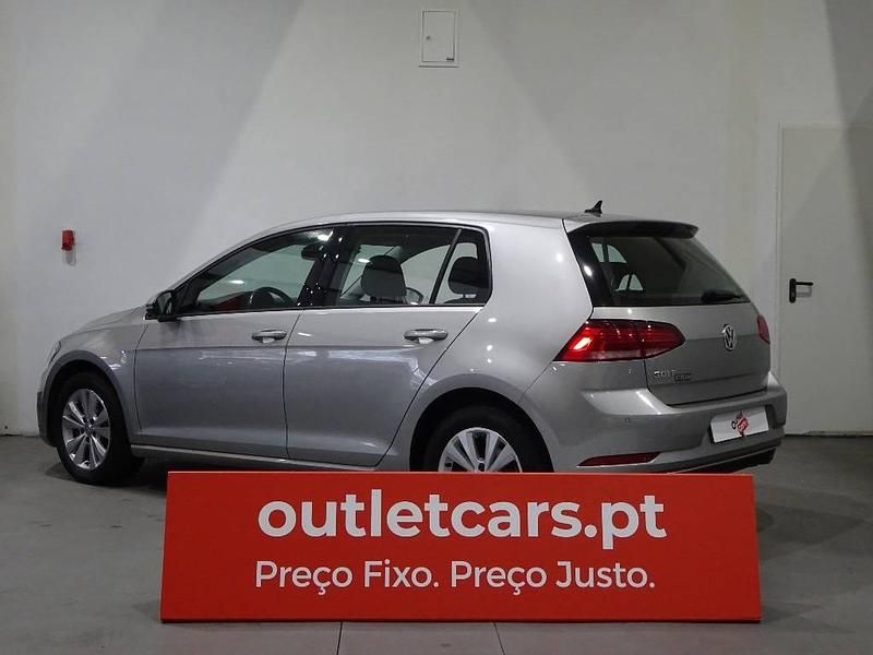Usado VW Golf VII 115 HP (84 kW) 2019 Cinzento mauve metalizado