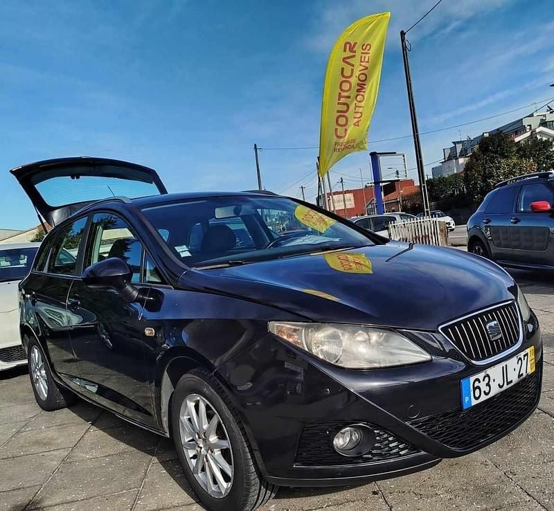 Usado Seat Ibiza 70 HP (51 kW) 2010 Preto
