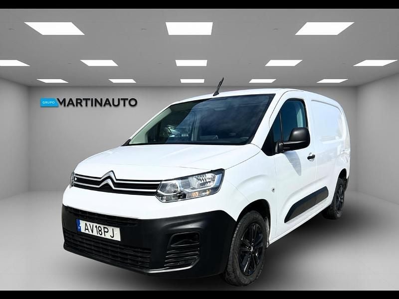 Branco Usado 2022 Citroën Berlingo Feel Monovolume | € 16.750 (Preço justo) - Imagem 1/3