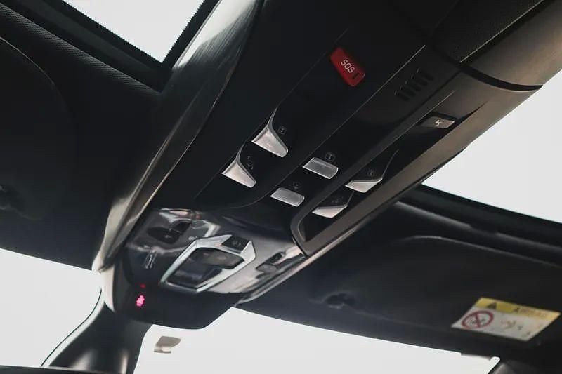 Usado DS Automobiles DS5 So Chic 120 HP (88 kW) 2018 Preto Citadino