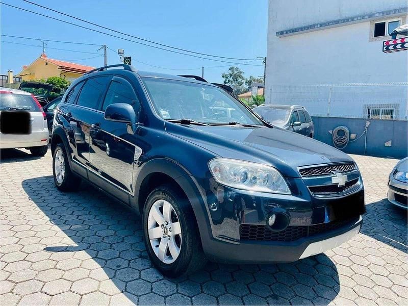 Usado Chevrolet Captiva 127 HP (93 kW) 2007 Preto SUV