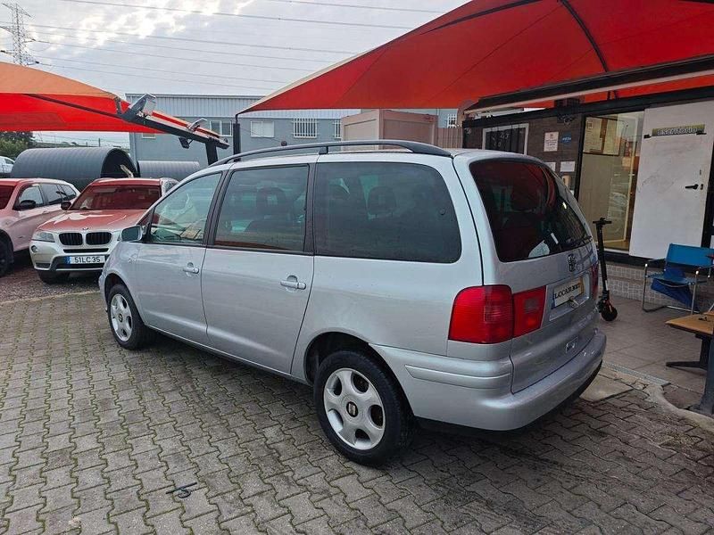 Usado Seat Alhambra Reference 115 HP (84 kW) 2005 Cinza Monovolume