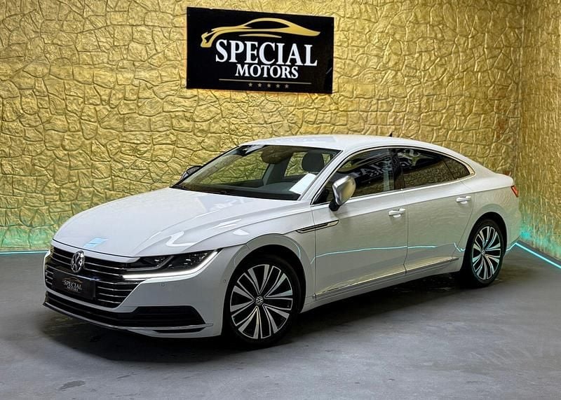 Branco Usado 2020 VW Arteon Elegance Sedan | € 24.500 (Bom preço) - Imagem 1/4
