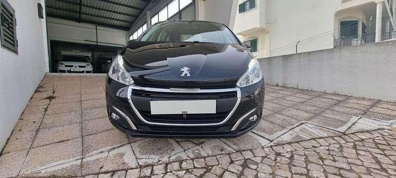 Usado Peugeot 208 Style 100 HP (73 kW) 2019 Preto Citadino