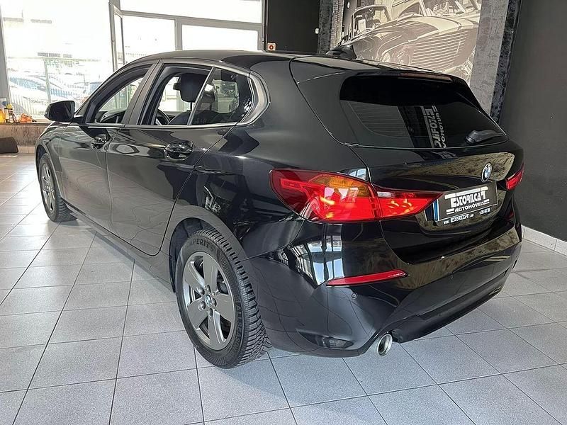 Usado BMW 116 Advantage 116 HP (85 kW) 2021 Preto Citadino