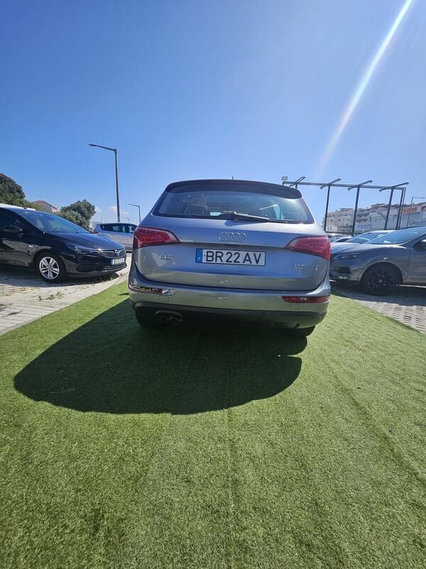 Cinza Usado 2011 Audi Q5 Premium SUV | € 14.990 (Preço justo) - Imagem 1/4