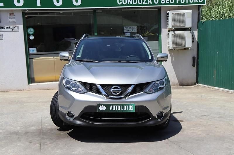 Cinza Usado 2017 Nissan Qashqai Premium Edition SUV | € 18.470 (Preço justo) - Imagem 1/4