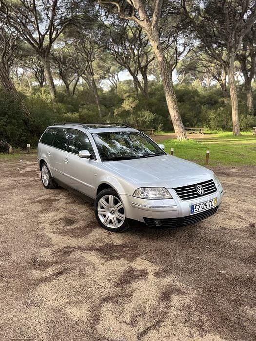 Usado 2002 VW Passat Highline Sedan | € 3.250 (Preço justo) - Imagem 1/4