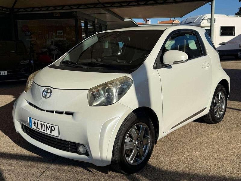 Branco Usado 2009 Toyota iQ Citadino | € 7.750 (Preço justo) - Imagem 1/4
