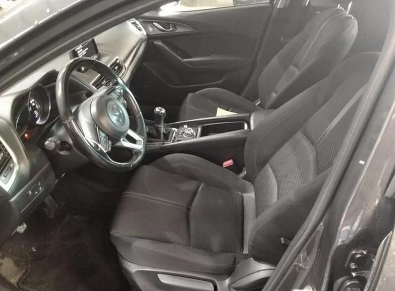 Usado Mazda 3 105 HP (77 kW) 2018 Cinzento