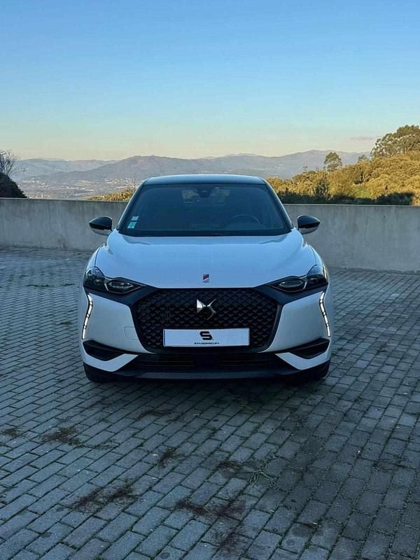 Branco Usado 2020 DS Automobiles DS3 Crossback SUV | € 17.000 (Preço justo) - Imagem 1/4