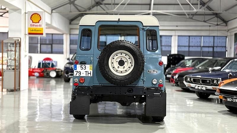 Usado Land Rover Defender 122 HP (89 kW) 2002 Azul SUV
