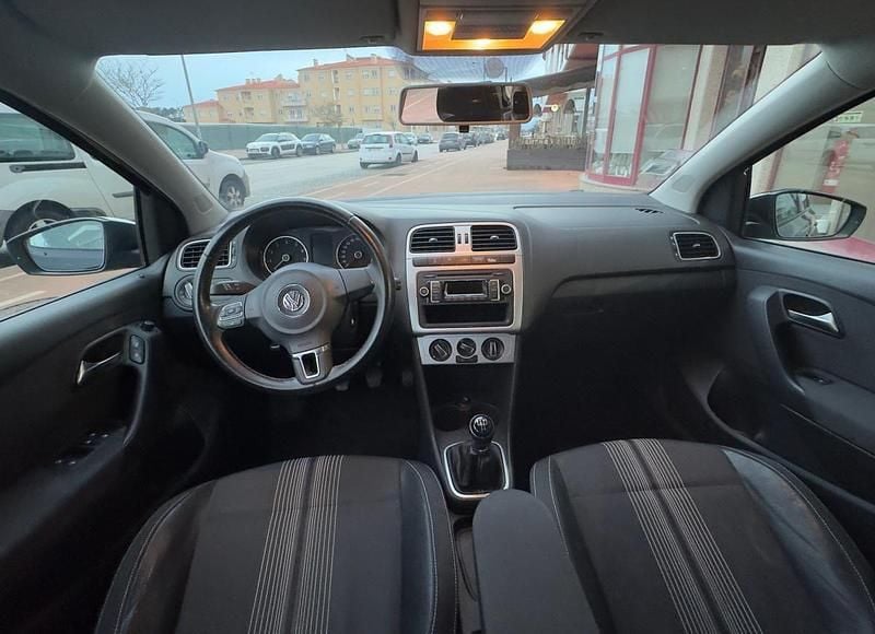 Usado VW Polo 90 HP (66 kW) 2012 Preto Citadino