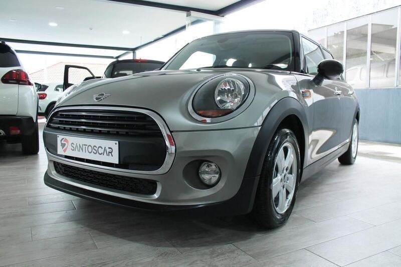 Cinzento Usado 2019 Mini ONE Citadino | € 17.600 (Preço justo) - Imagem 1/4