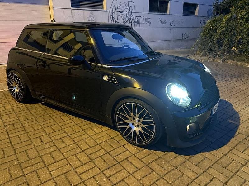 Usado 2011 Mini John Cooper Works Citadino | € 11.450 - Imagem 1/4