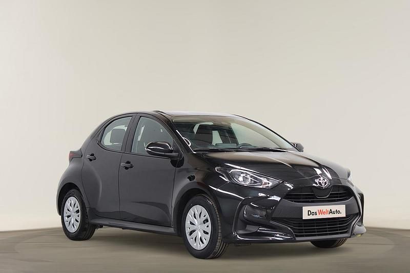 Preto Usado 2024 Toyota Yaris Comfort | € 19.490 (Preço justo) - Imagem 1/4