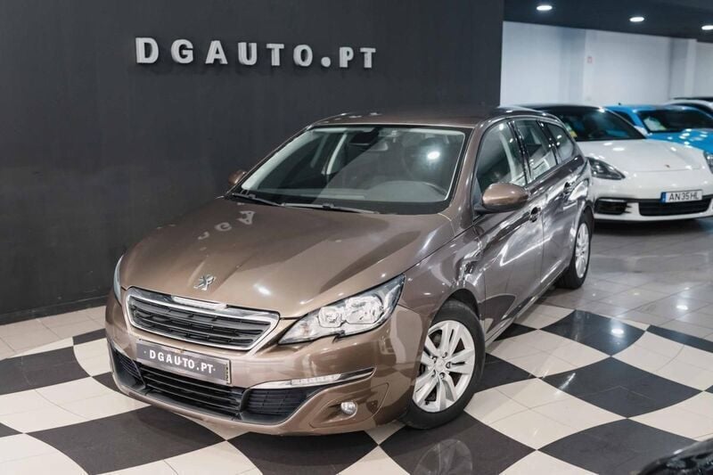 Castanho Usado 2014 Peugeot 308 Active Carrinha | € 7.990 (Super Preço) - Imagem 1/4
