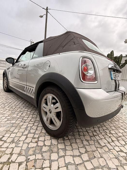 Usado Mini One Cabriolet 98 HP (72 kW) 2014 Cabrios