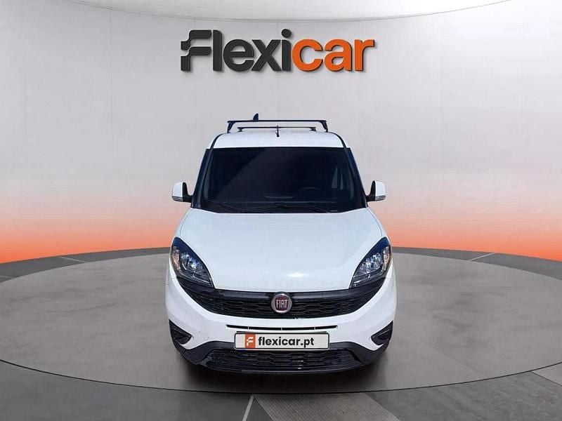 Branco Usado 2023 Fiat Doblò Monovolume | € 16.980 (Preço justo) - Imagem 1/4