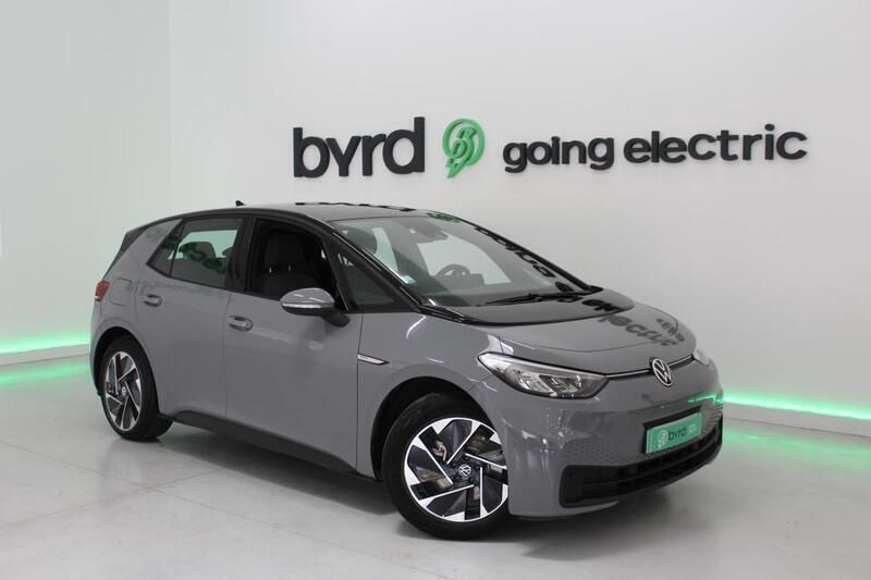 Cinzento Usado 2021 VW ID.3 Pro Citadino | € 21.900 (Bom preço) - Imagem 1/4