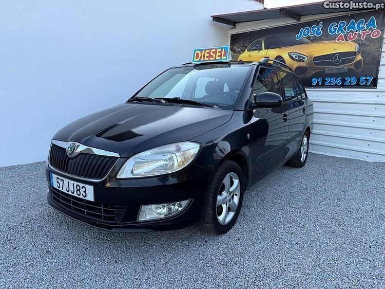 Preto Usado 2010 Skoda Fabia Carrinha | € 3.950 (Preço justo) - Imagem 1/1