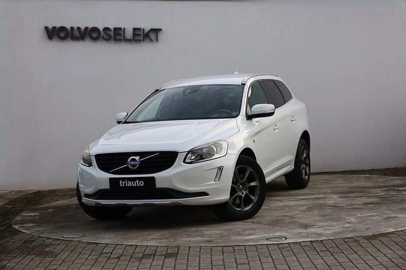 Branco Usado 2015 Volvo XC60 SUV | € 22.800 (Preço justo) - Imagem 1/4