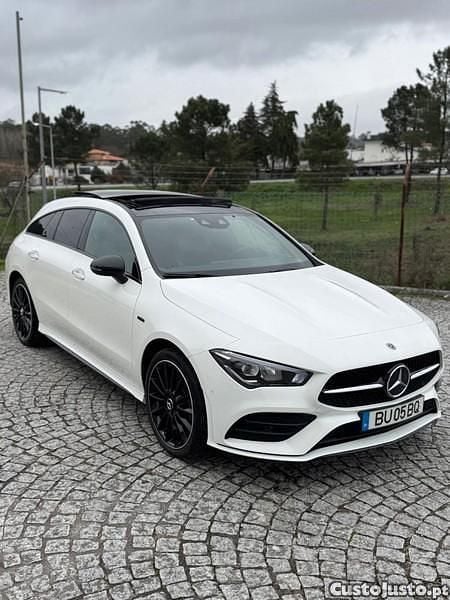 Usado Mercedes CLA250 AMG line 218 HP (160 kW) 2021 Branco Sedan